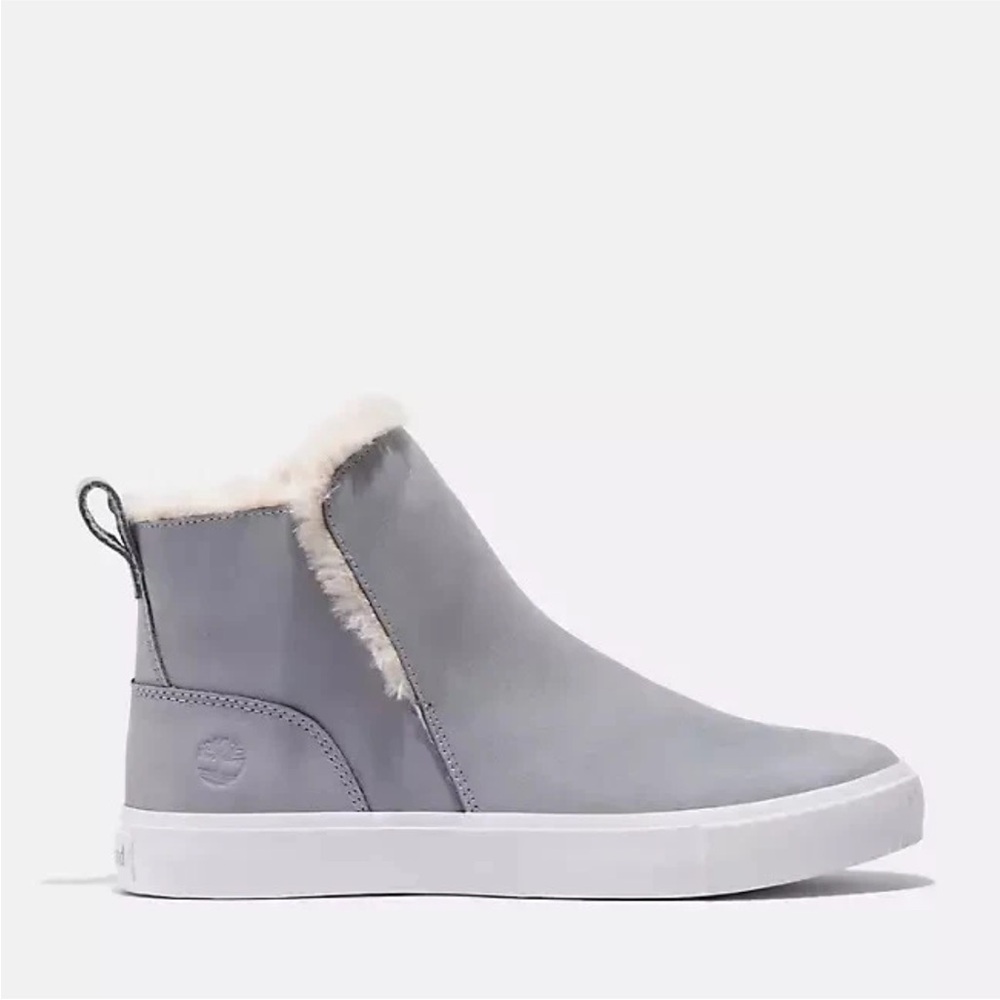 Timberland Women's SKYLA BAY PULL ON Light Grey Nubuck Boots